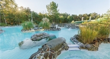Piscine extérieure à Center Parcs Les Hauts de Bruyères