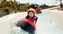 Wildwasser-Rafting in Center Parcs Erperheide