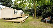 Caravane Mobil home accessible aux personnes handicapées sardine à RCN La Ferme du Latois